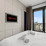 Apartman Stylish 2br With Skyline View On Calea Victoriei