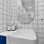 Stylish 2br With Skyline View On Calea Victoriei *