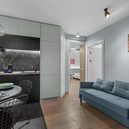 2br With Balcony & Skyline View - Calea Victoriei * בוקרשט