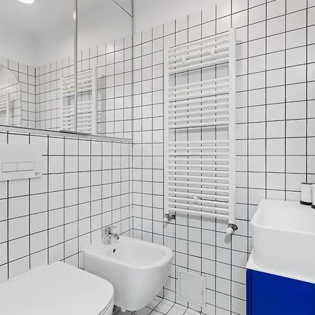 Apartment 2br With Balcony & Skyline View - Calea Victoriei Bukarest