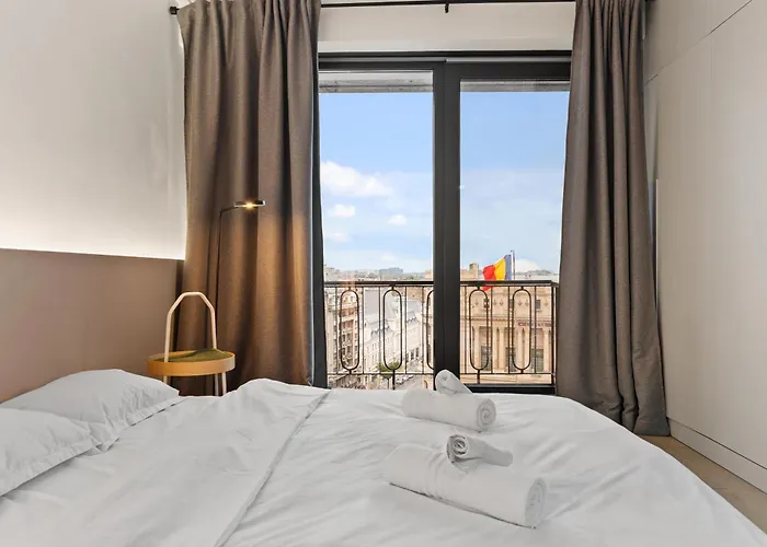 Stylish 2br With Skyline View On Calea Victoriei Bucharest