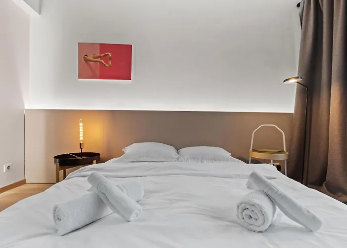 Apartment Stylish 2br With Skyline View On Calea Victoriei