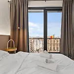 Stylish 2br With Skyline View On Calea Victoriei Bucareste